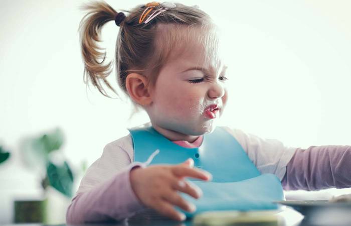 Toddler fussing over food